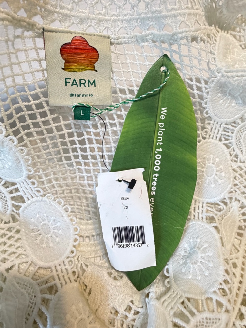 Farm Rio Lace Crochet Poncho Top White Boho Coastal Cover Up NWT Size L - Picture 7 of 9